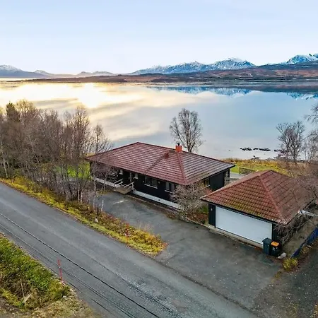 Apartment Hus Med Egen Strandlinje Tromso