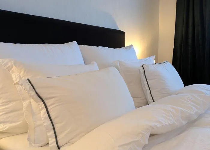 Hus Med Egen Strandlinje Tromsø