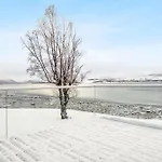 Hus Med Egen Strandlinje アパート